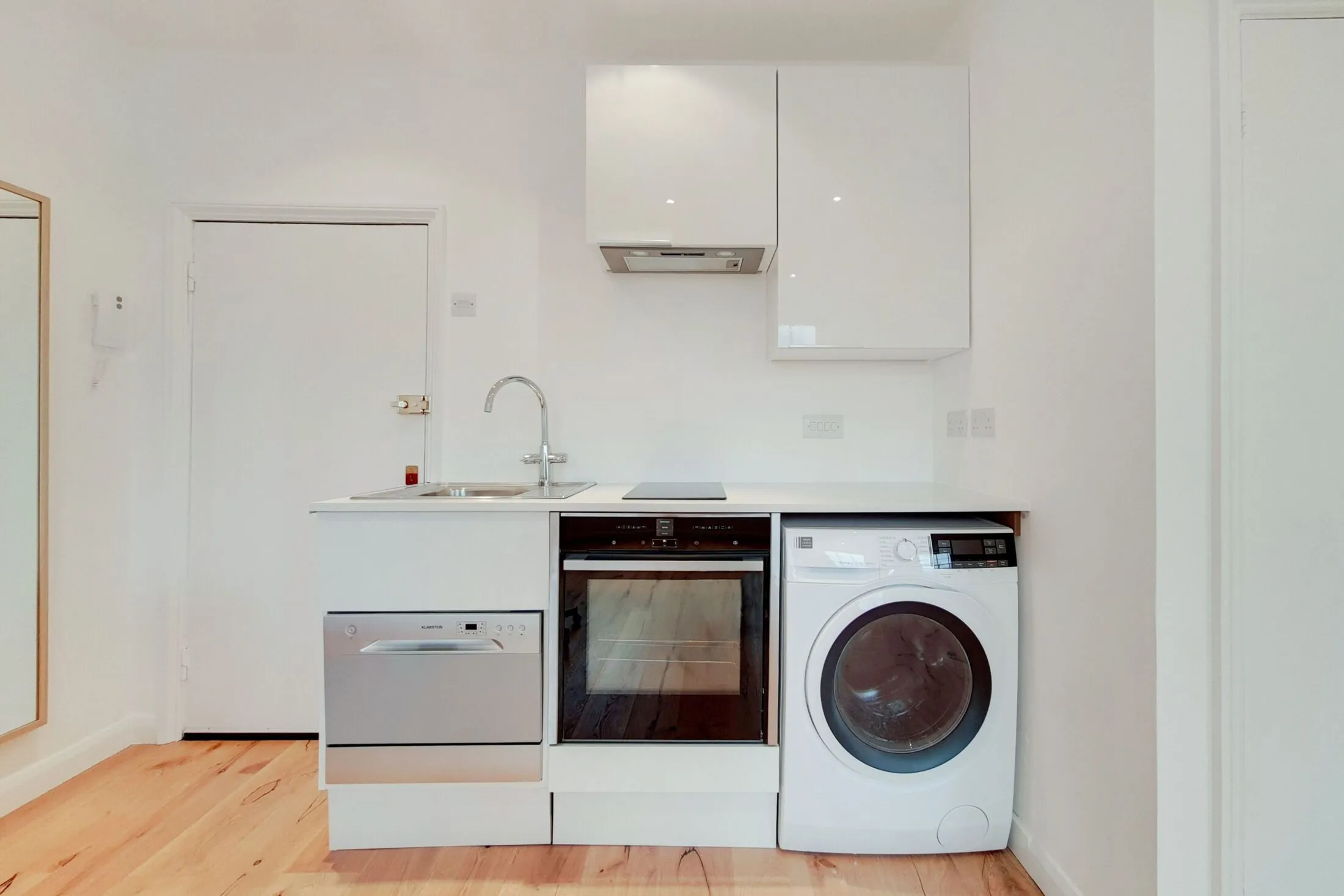 Flat Colebrooke Row in Greater London