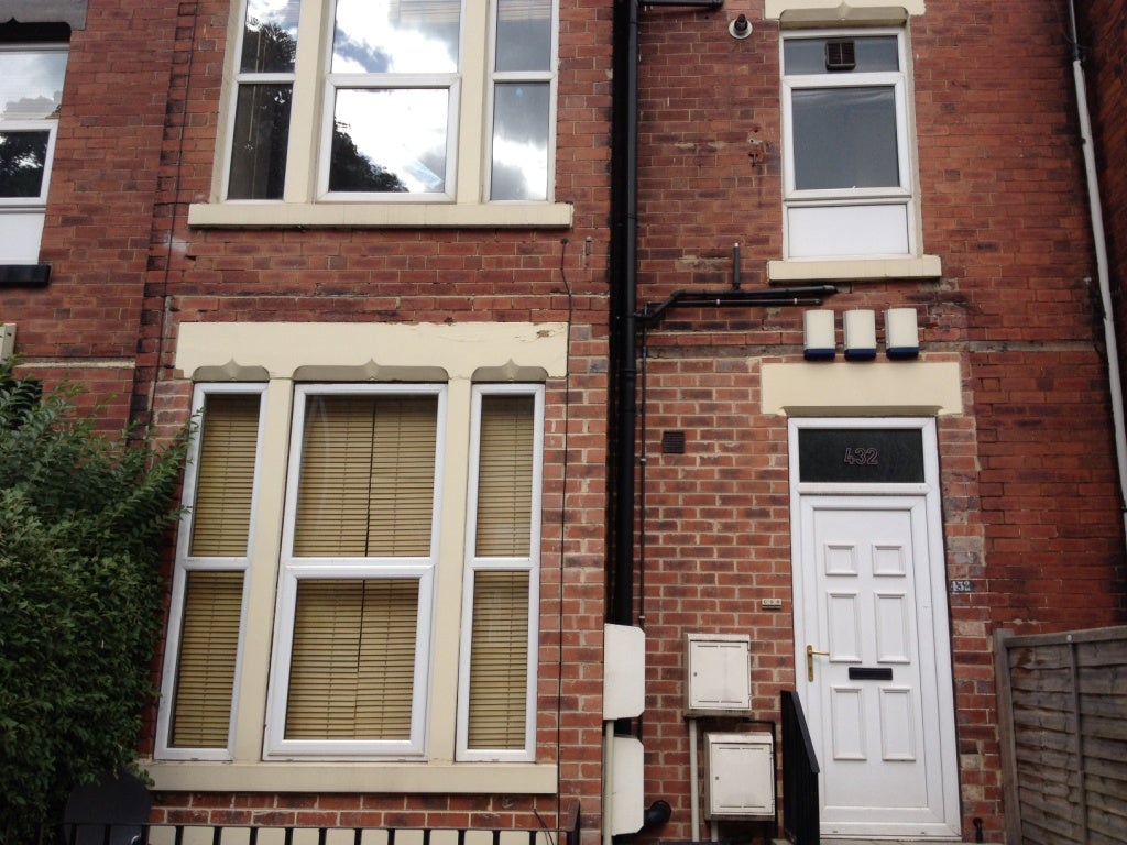 Flat Meanwood Road in Leeds