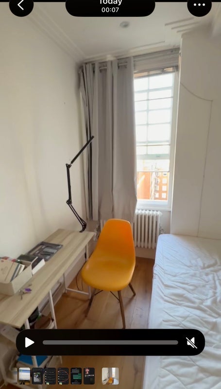 Room Edgware Road in City of Westminster