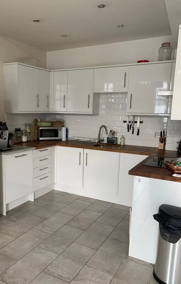 Flat Frobisher Place in Greater London