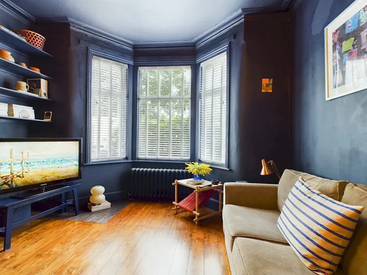 Flat High Road Leyton in Greater London