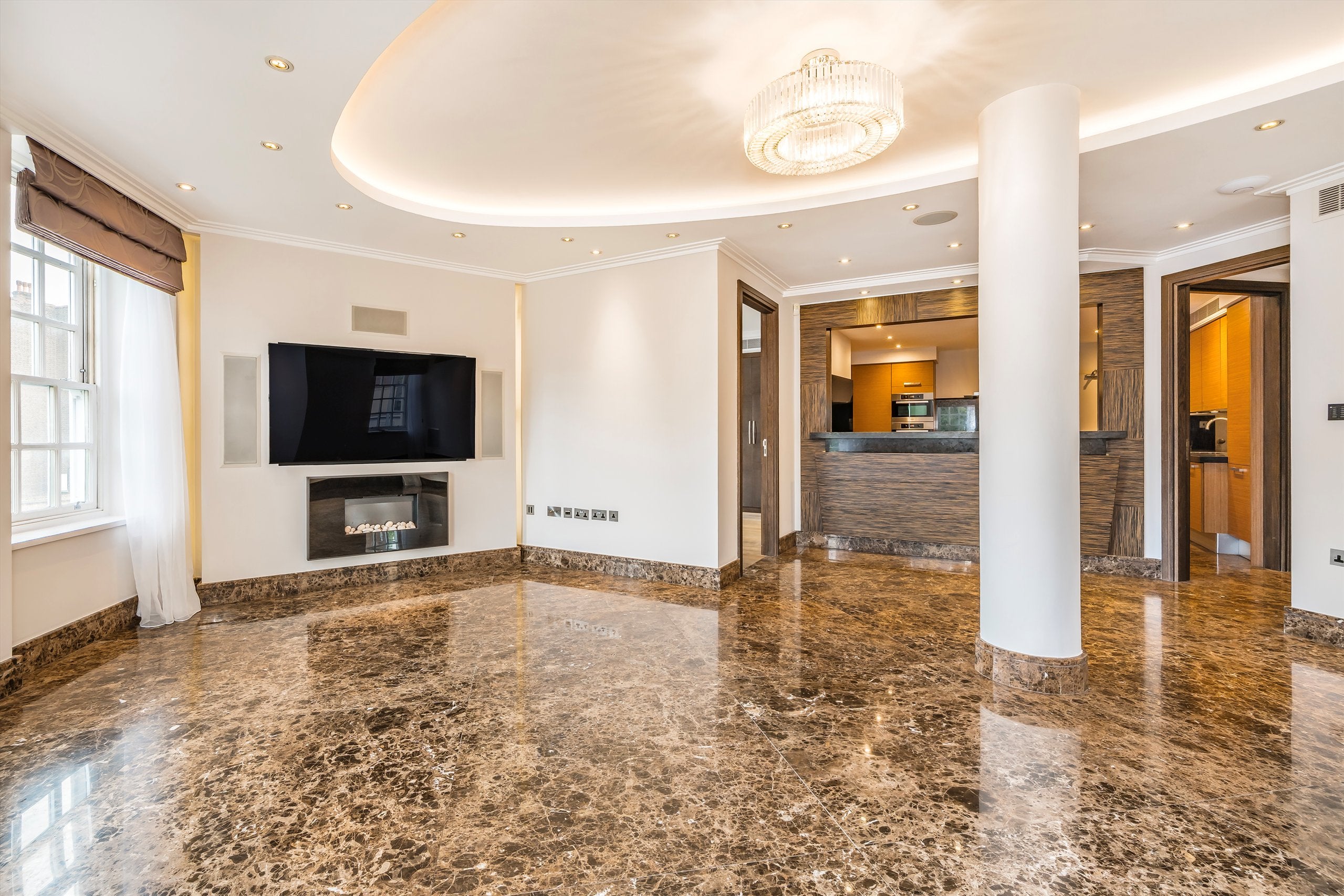 Flat Onslow Square in Greater London