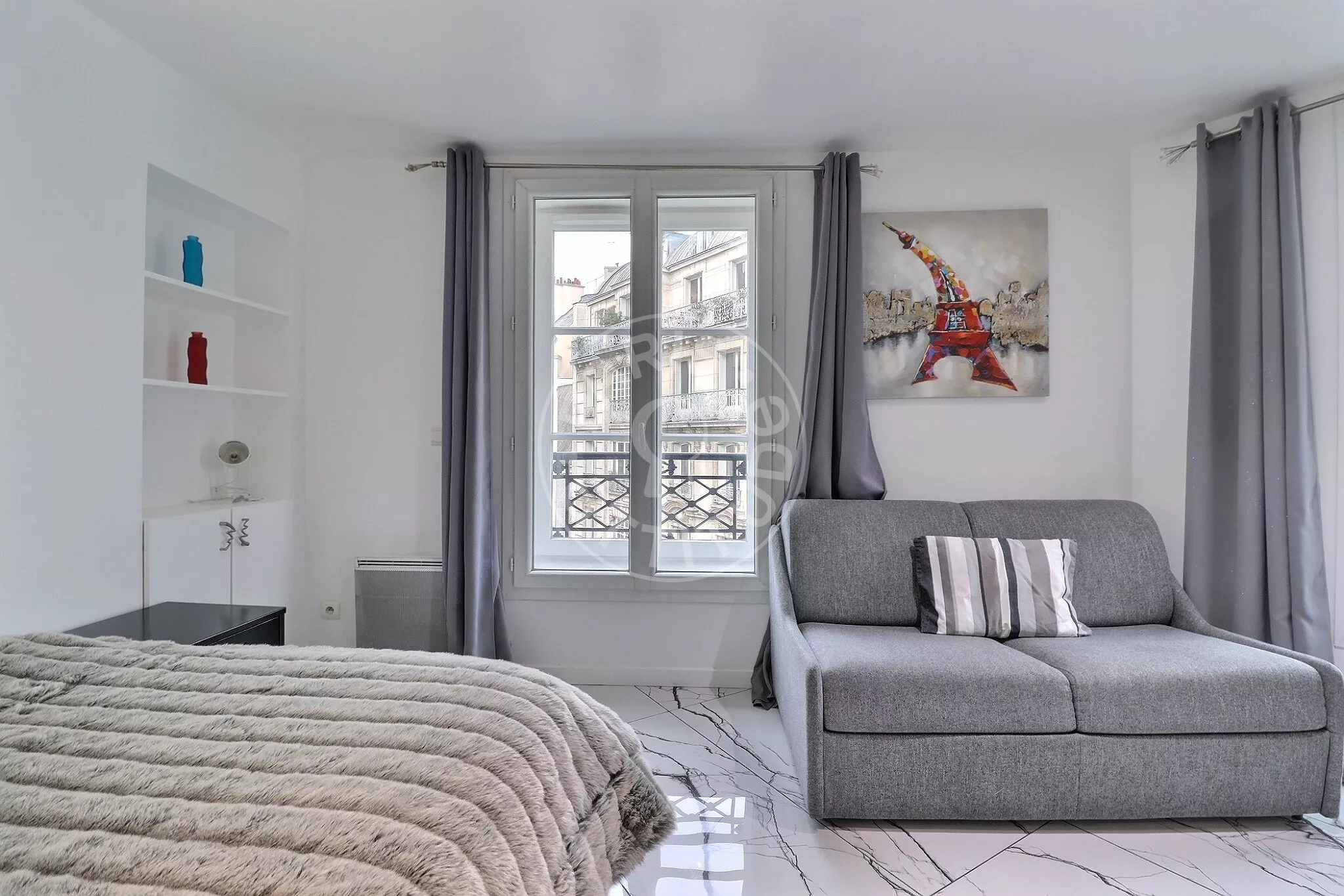 Appartement Rue de Ponthieu à Paris
