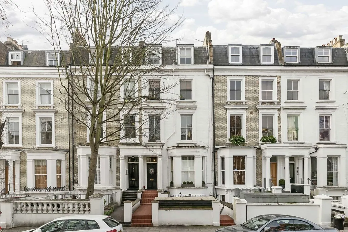 Flat Elsham Road in Greater London
