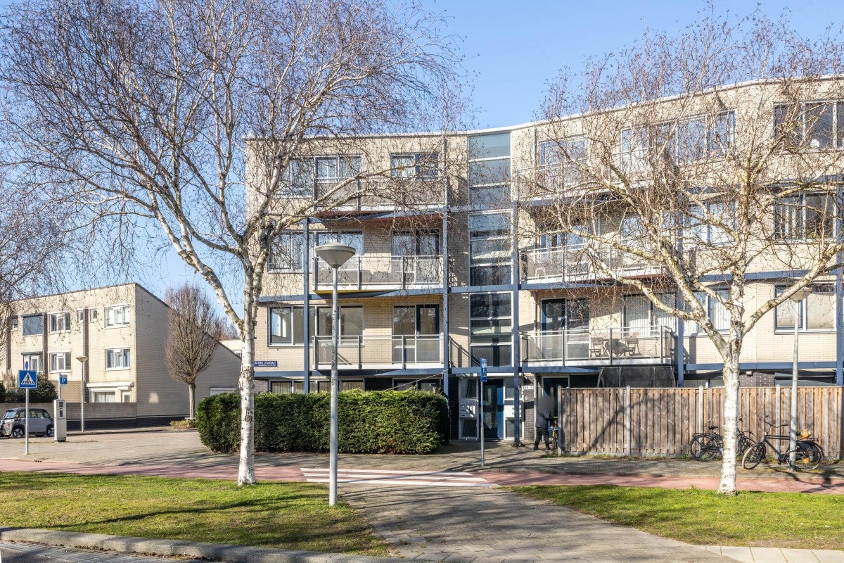 J.M. den Uylstraat 88 in Amsterdam