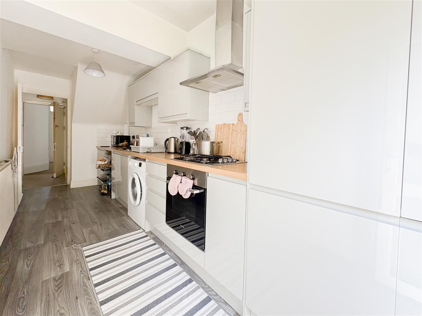 Flat Kenilworth Road in St Leonards