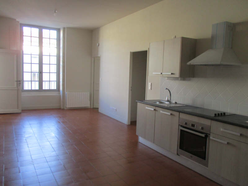 Flat Rue des Chassaintes in Nîmes