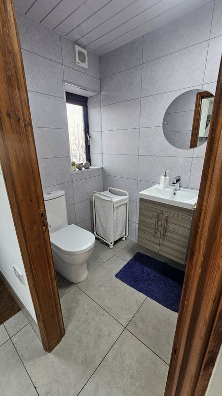 Room Edgehill Road in Leicester