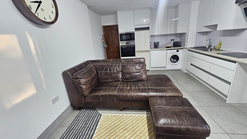 Room Edgehill Road in Leicester