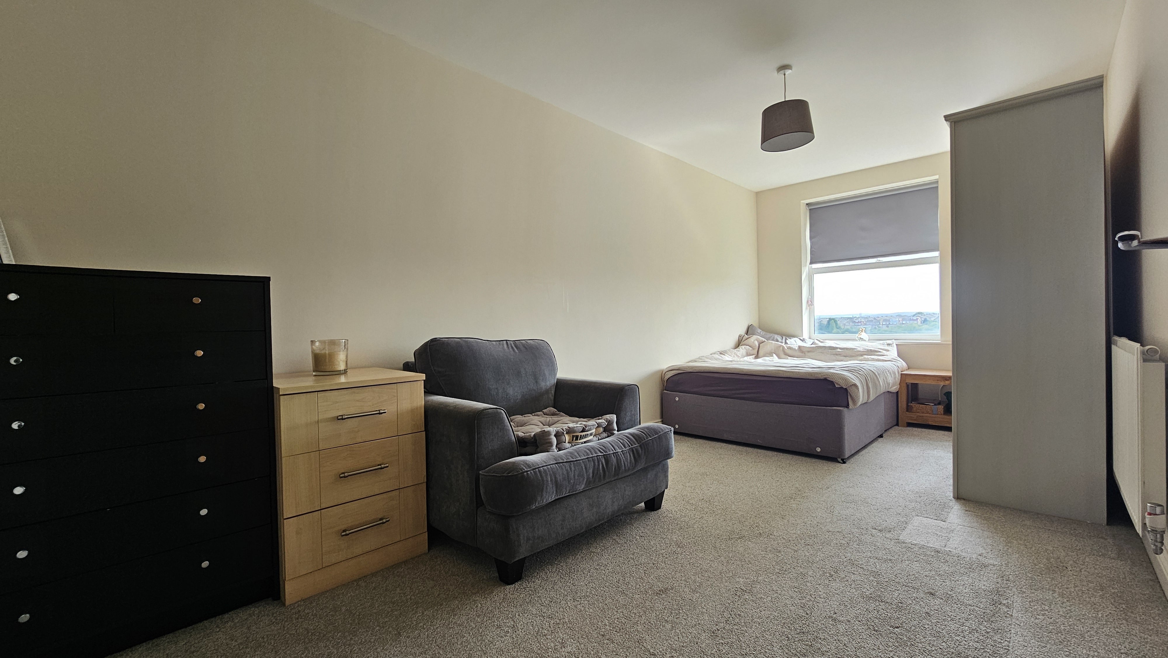 Flat Tanners Close in Greater London