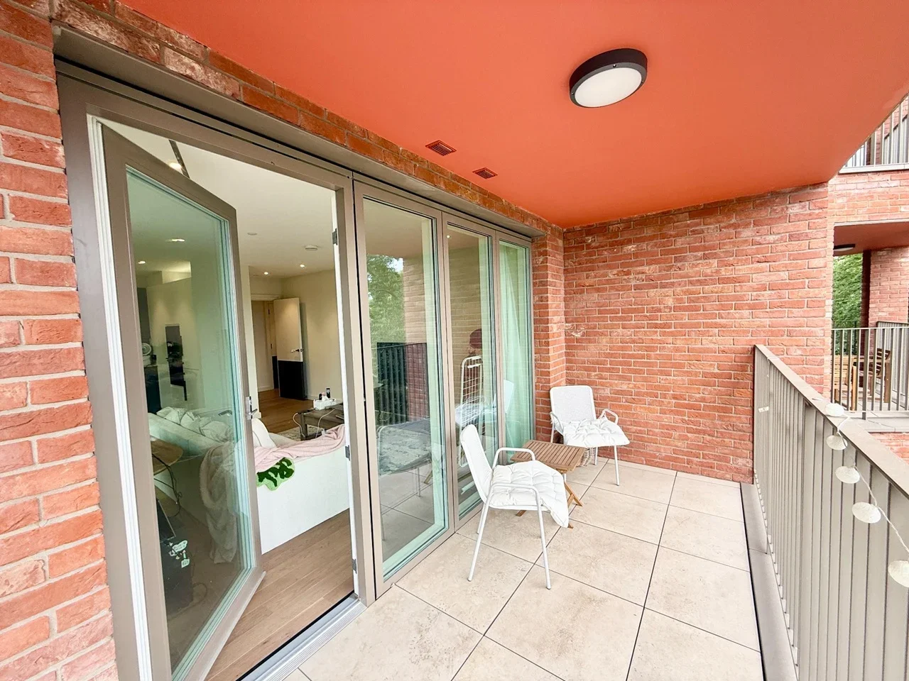 Flat Maygrove Road in Greater London
