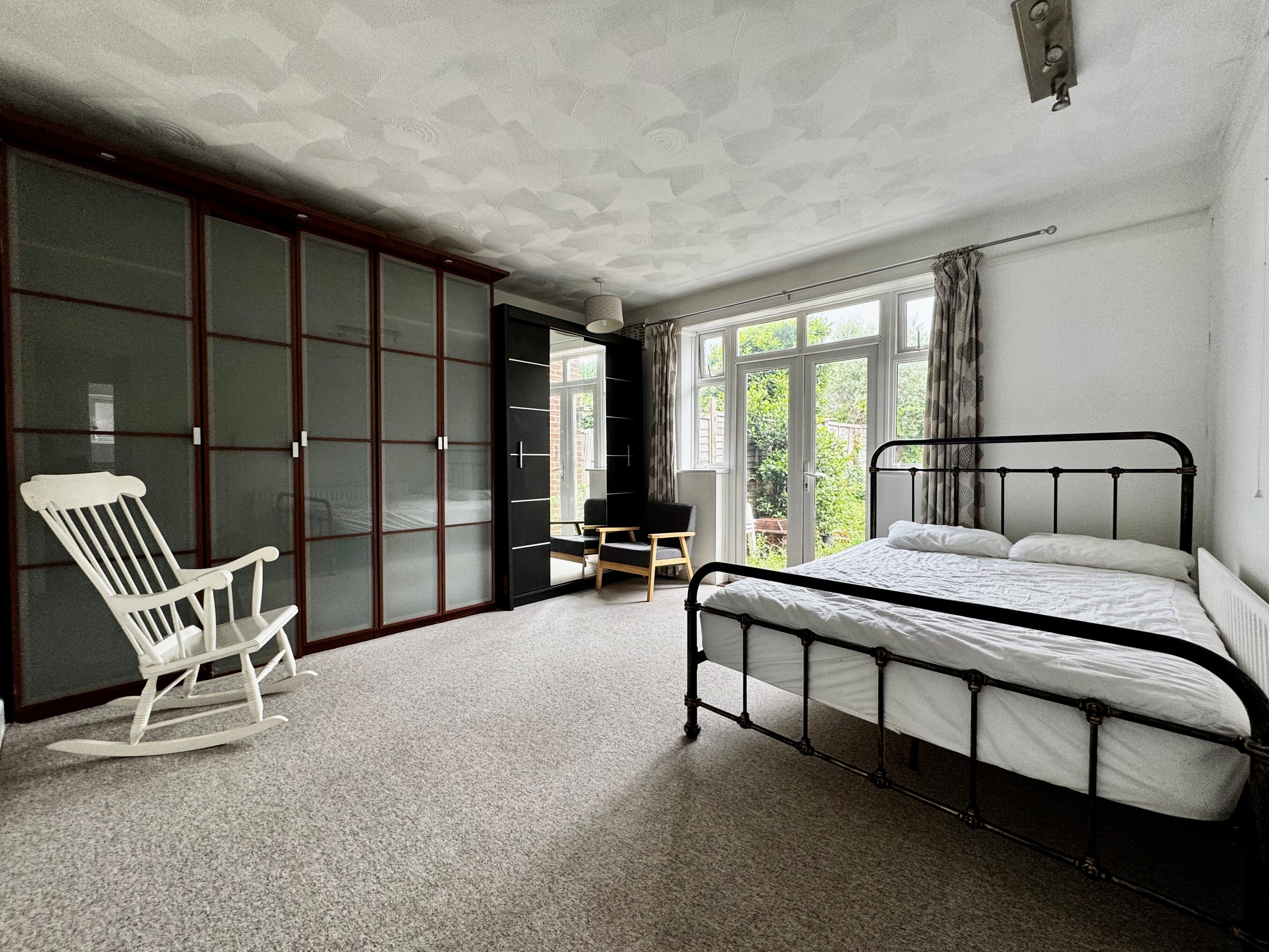 Flat Chesham Close in Worthing