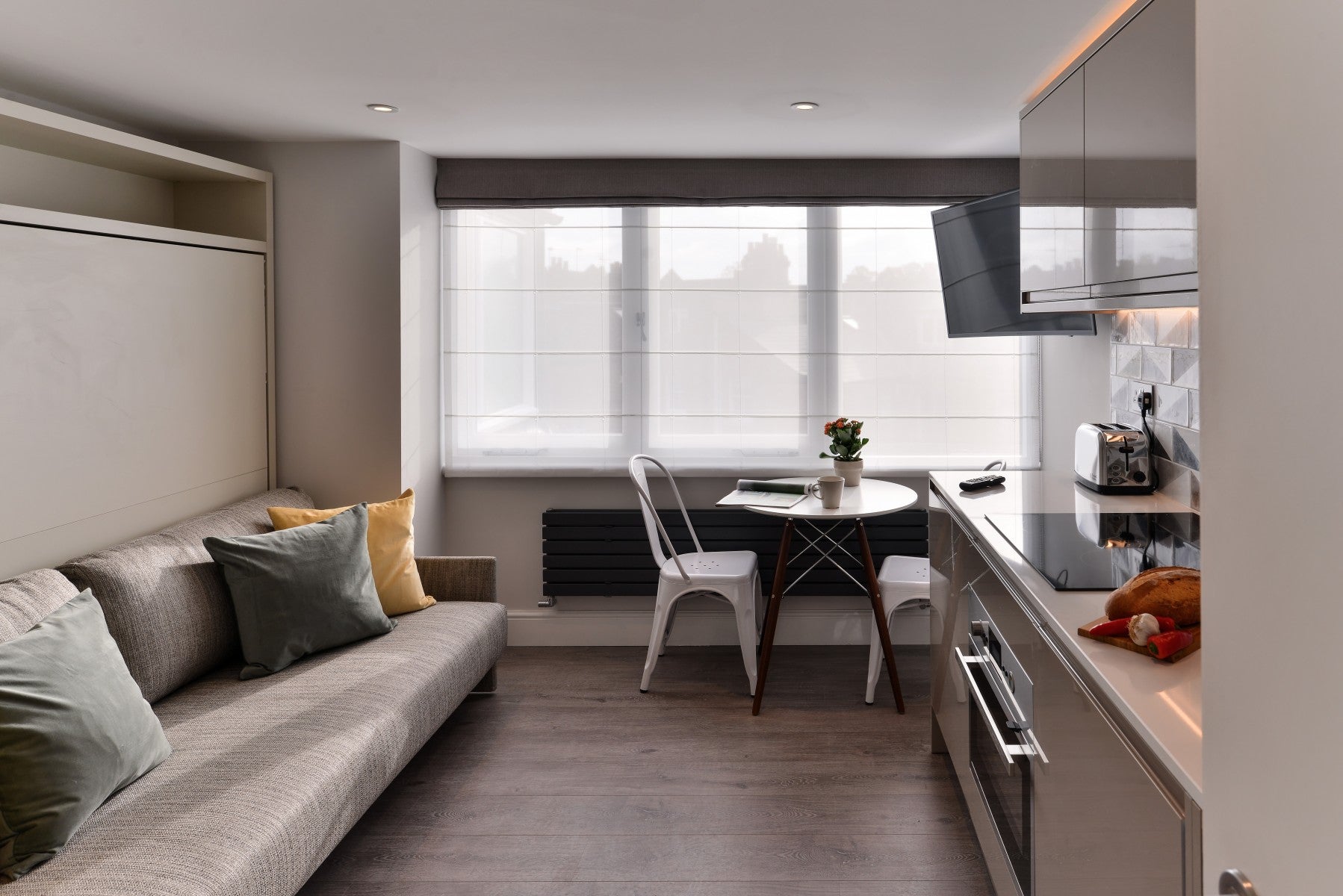 Flat Kingdon Road in London