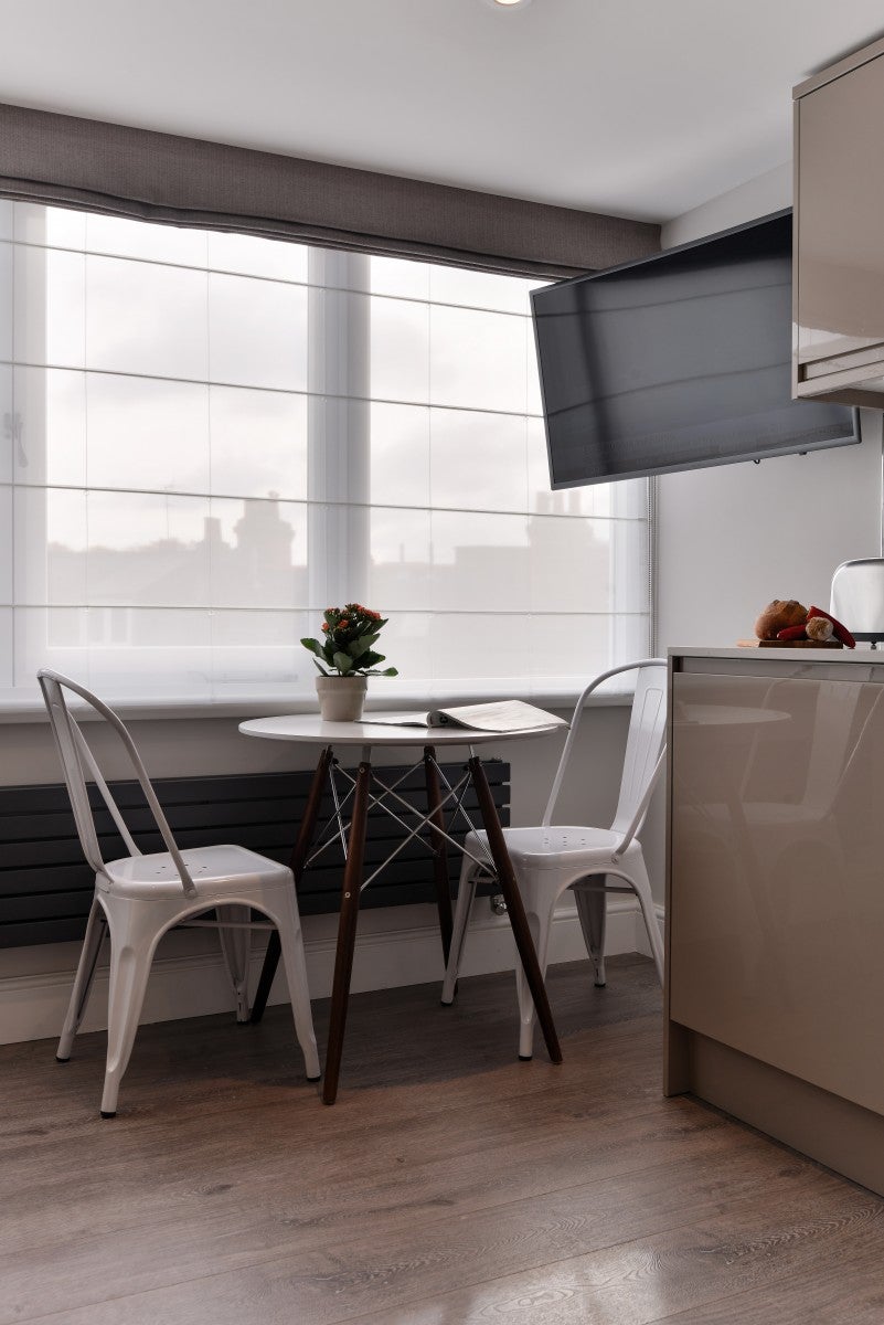 Flat Kingdon Road in London