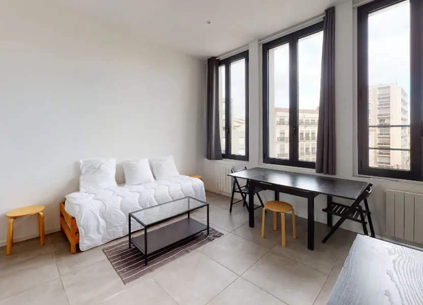Flat Place Roannelle in Saint-Étienne