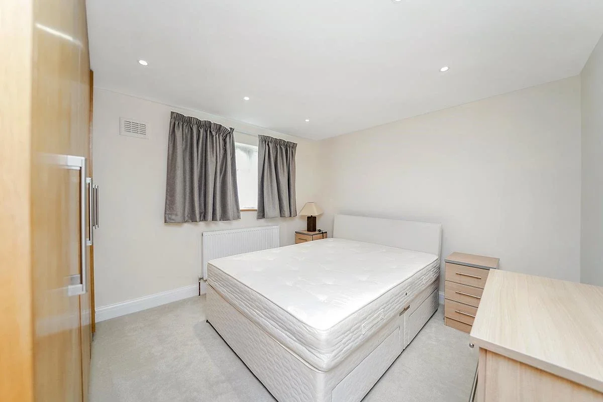 House Orchard Way in Welwyn Hatfield