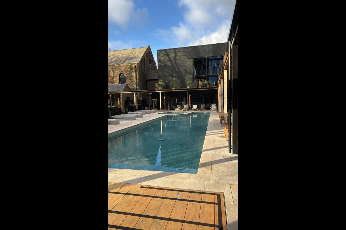Flat Bradshaw Yard in Greater London