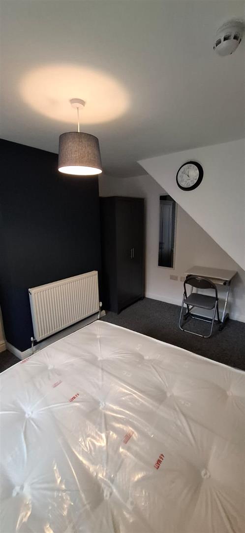 Room Kenmure Place in Preston