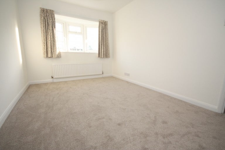 House Regency Drive in Woking
