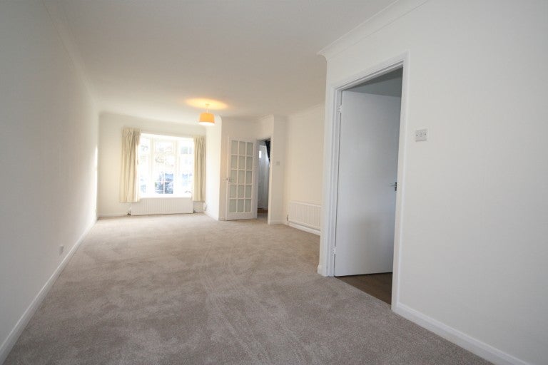 House Regency Drive in Woking