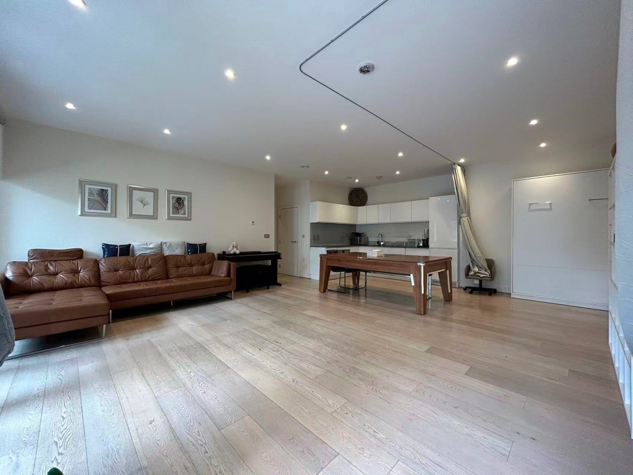Flat King Street in Greater London