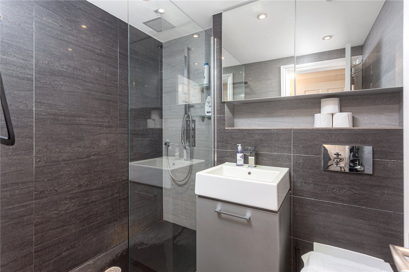 Flat Oakington Road in City of Westminster