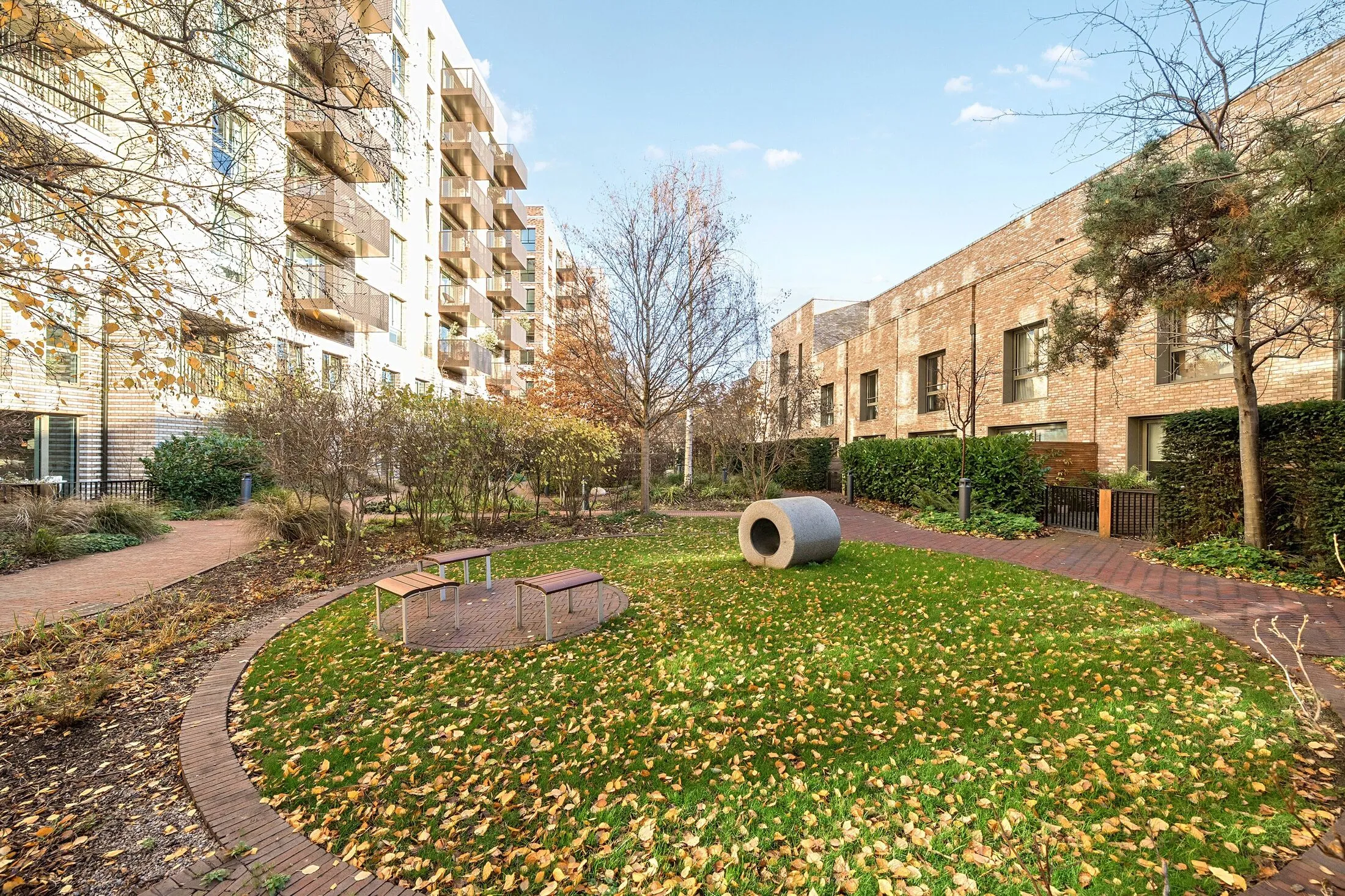 Flat Heygate Street in Greater London
