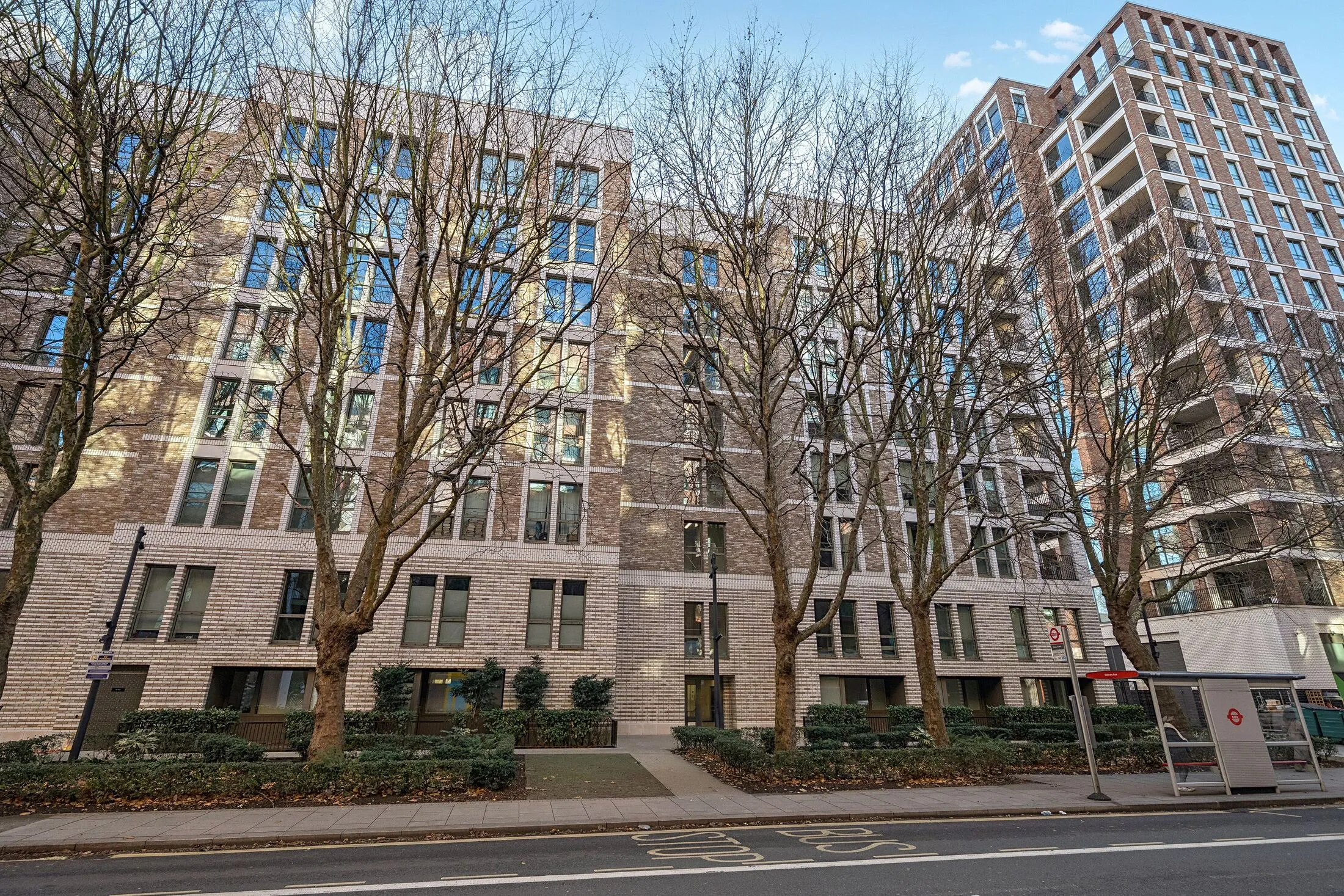 Flat Heygate Street in Greater London