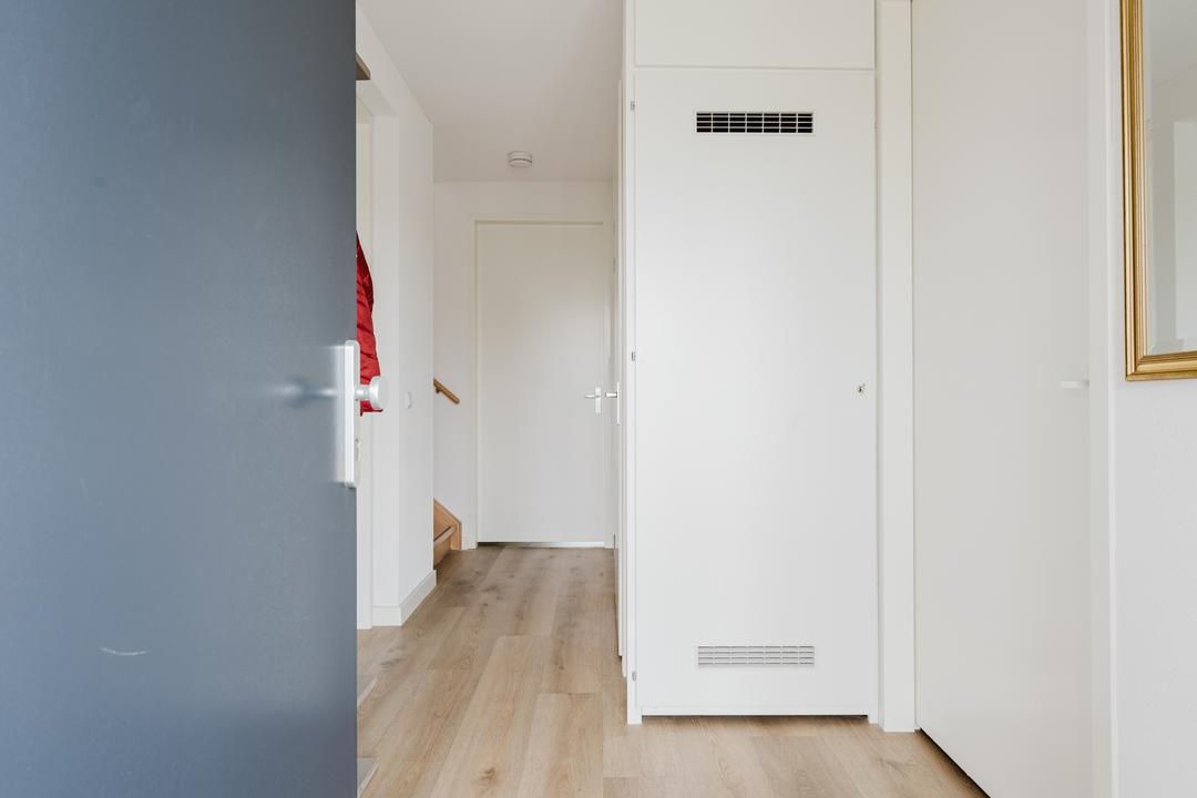 Twee-onder-één-kap te koop: Meineszstraat 37, Heerenveen