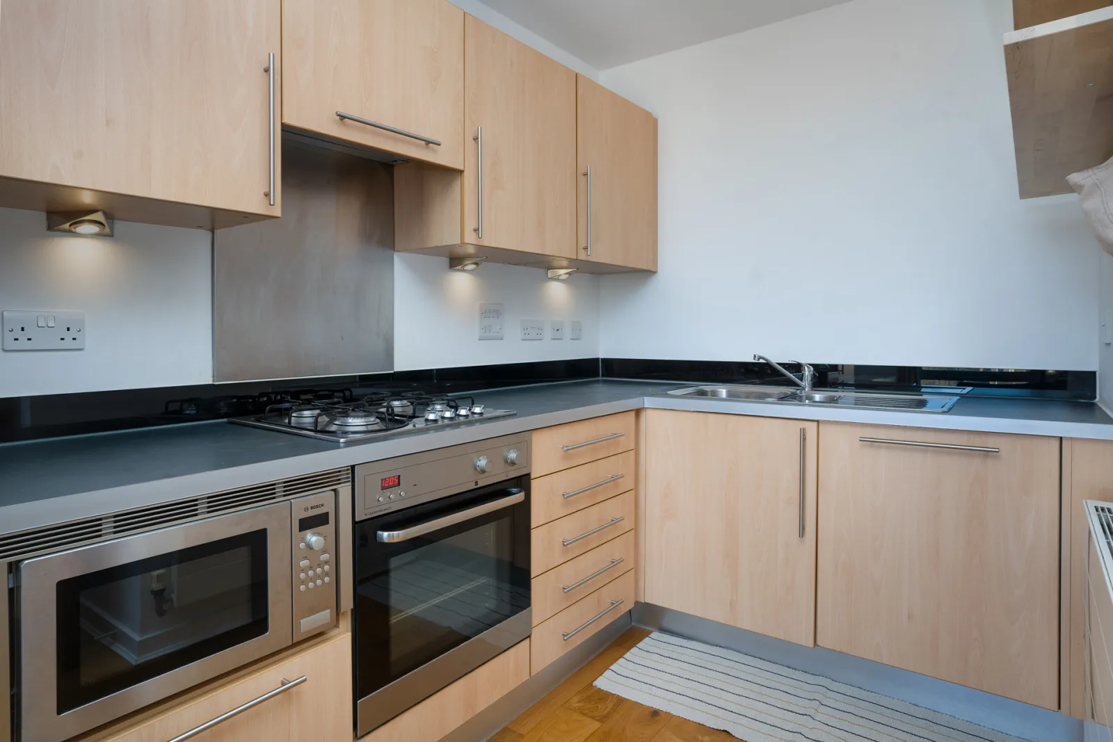 Flat Highbury Grove in Greater London