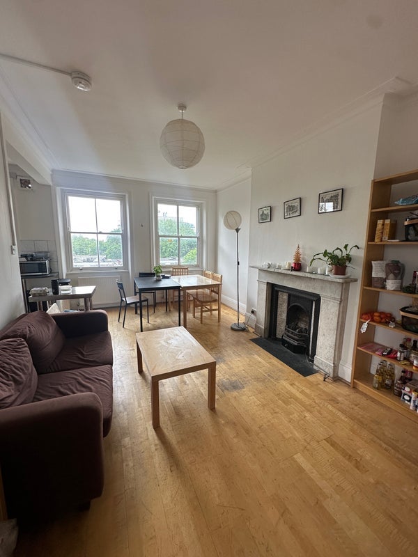 Room Fellows Road in Greater London