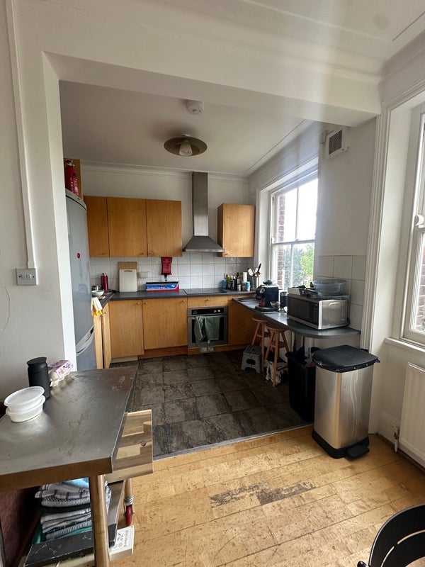 Room Fellows Road in Greater London