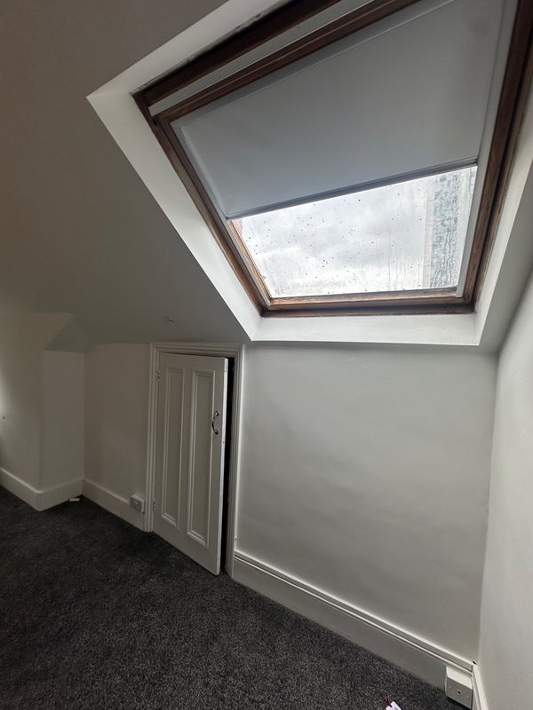 Room Fellows Road in Greater London