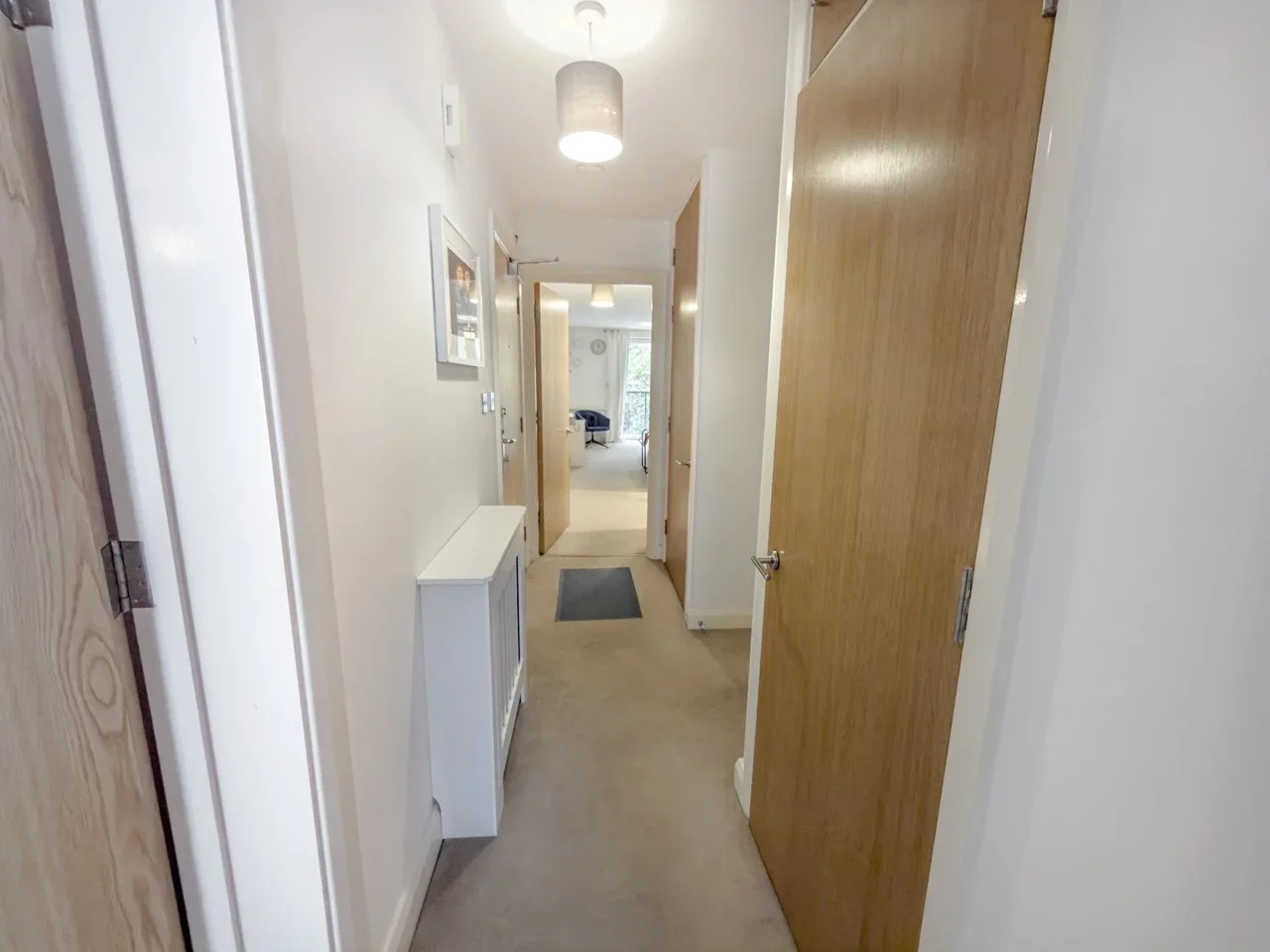 Flat Gunton Mews in Greater London