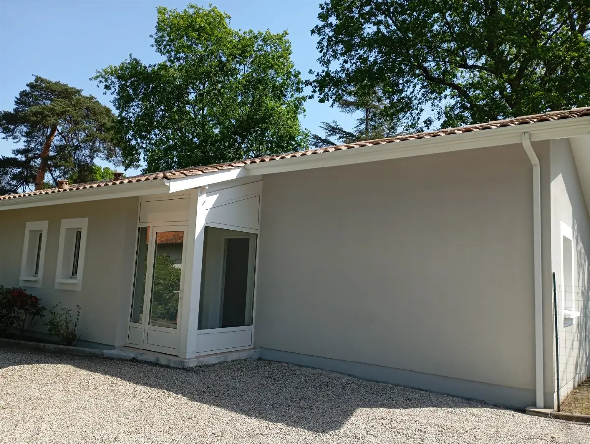House Avenue de Magonty in Pessac