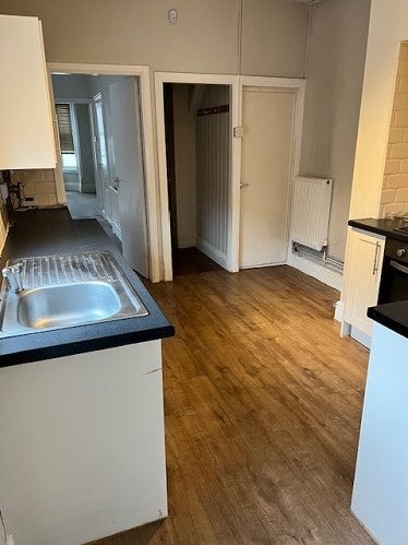 Flat Julian Road in Rushcliffe