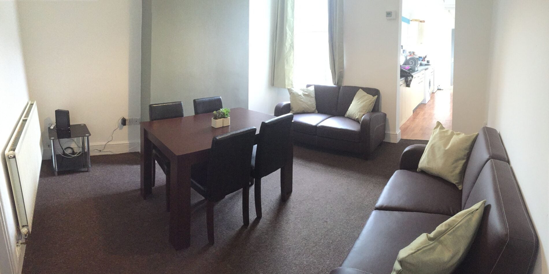 Room Avondale Street in Lincoln
