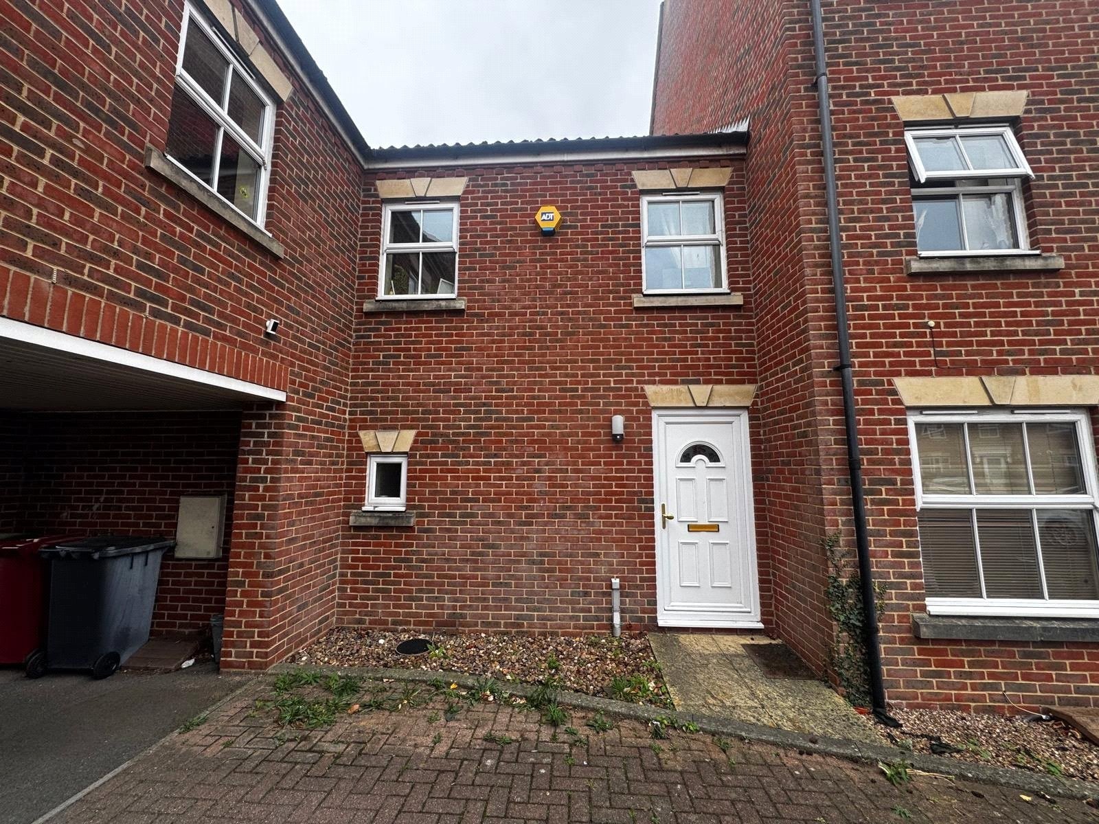House Walker Crescent in Slough