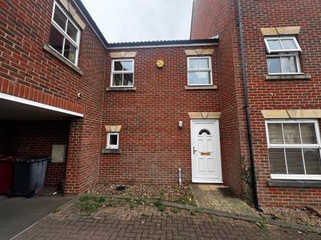 House Walker Crescent in Slough