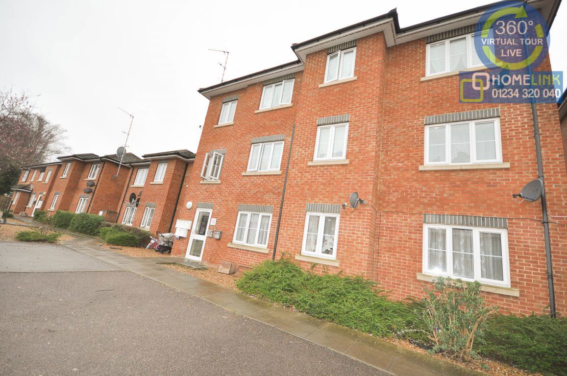 Flat College Street in Kempston