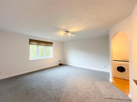 Flat Reeds Crescent in Watford