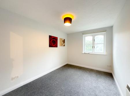 Flat Reeds Crescent in Watford
