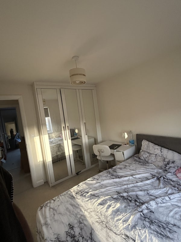 Room Clark Drive in Bristol