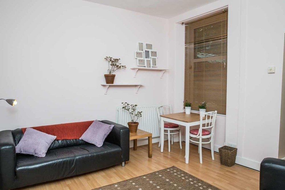 Flat Sunnybank Road in Aberdeen