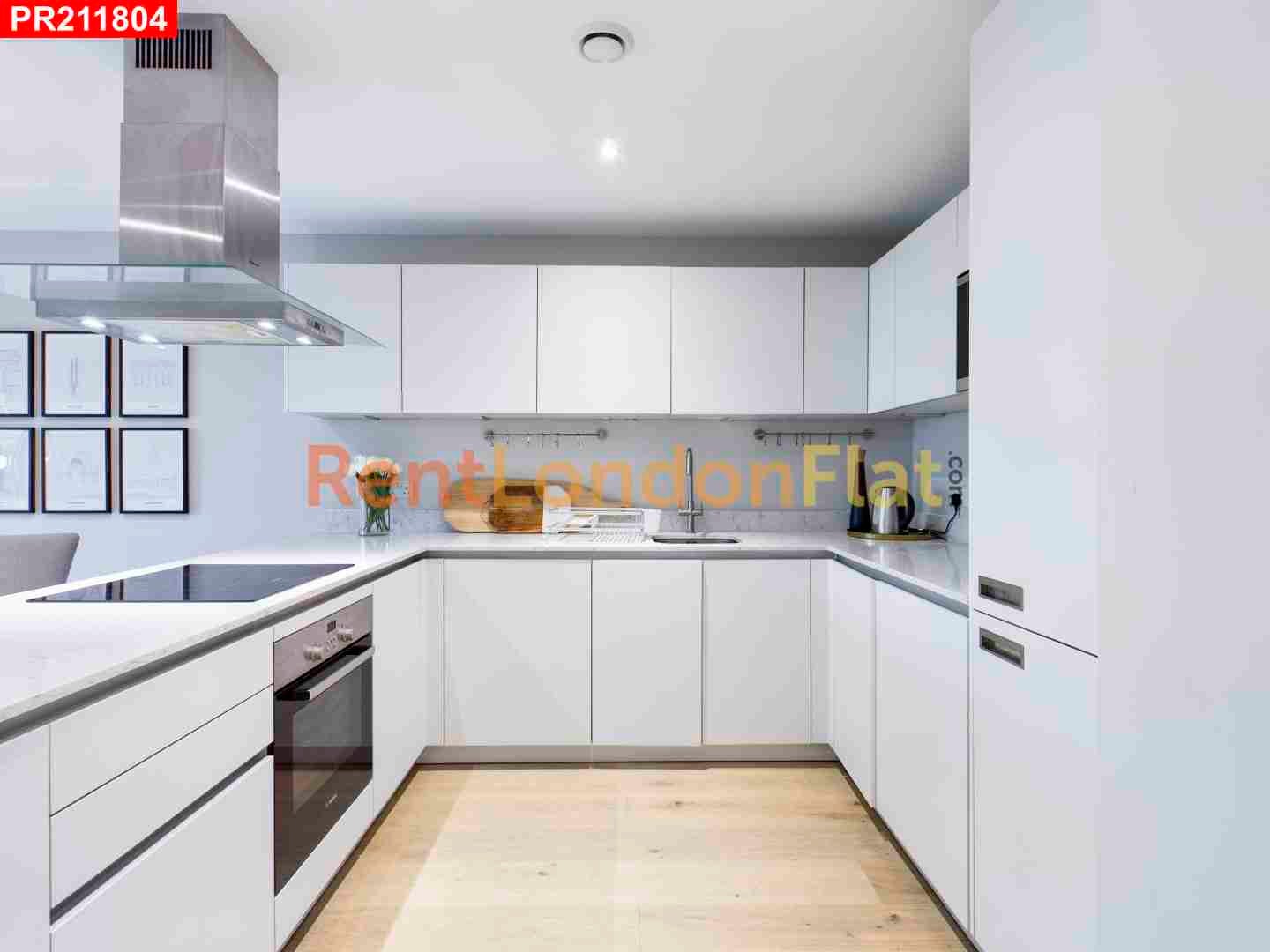 Flat Pentonville Road in Greater London