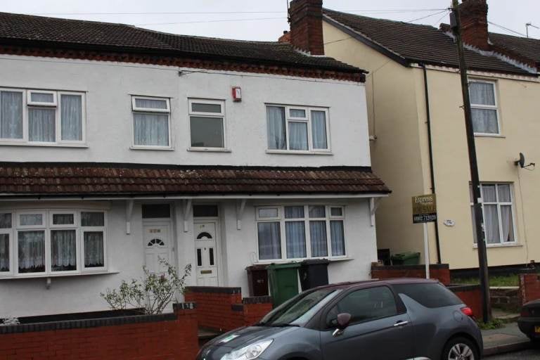 House Dunstall Road in Wolverhampton