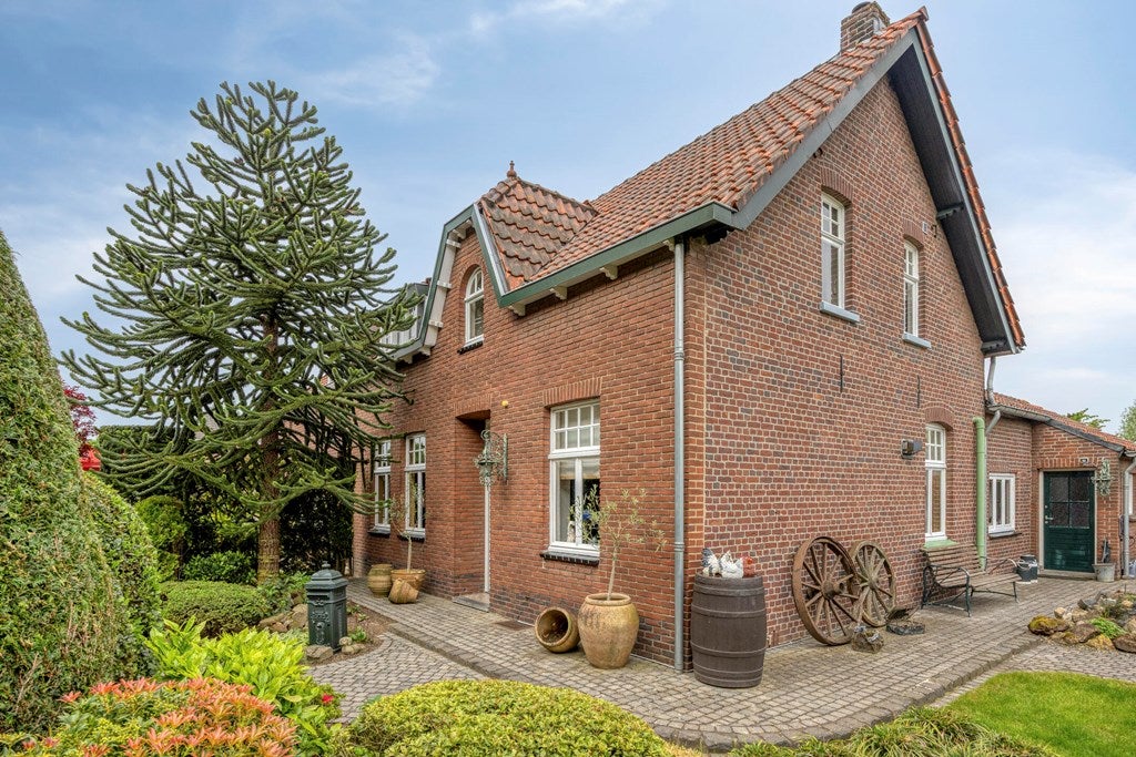 Huis Rijksweg Noord 7 in Echt