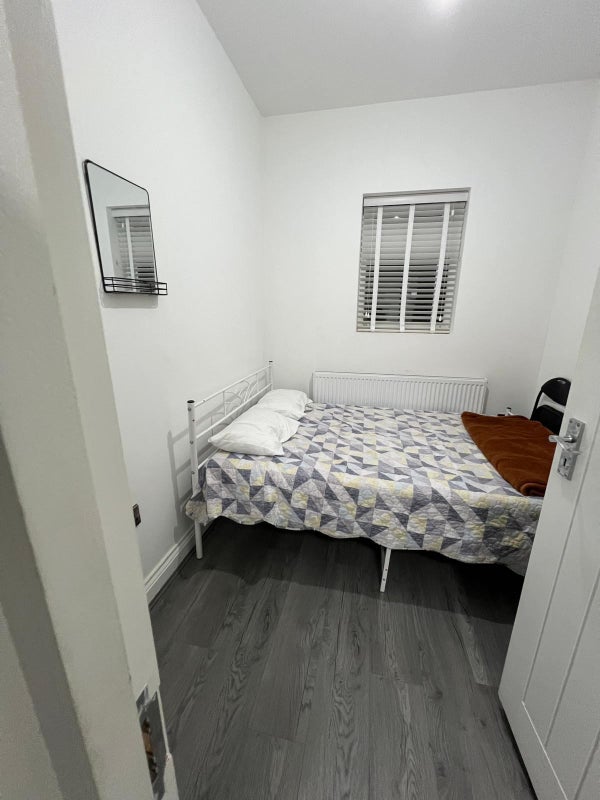 Room Little Ilford Lane in Greater London