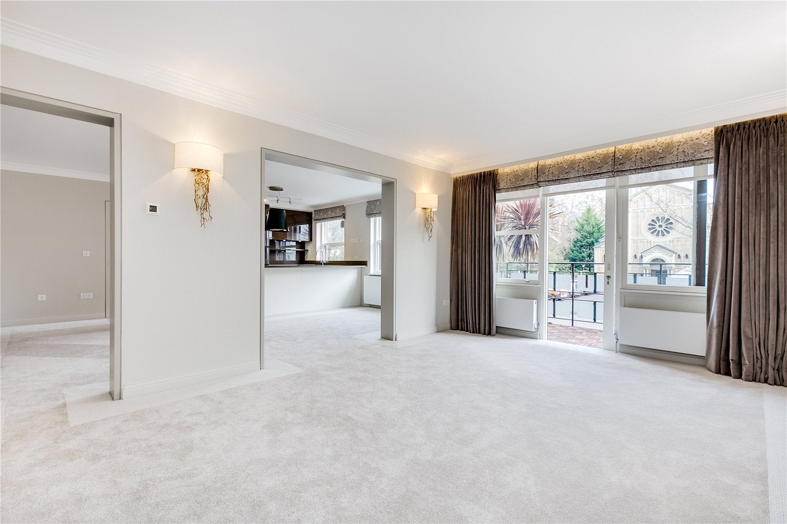 Flat Ennismore Gardens in City of Westminster
