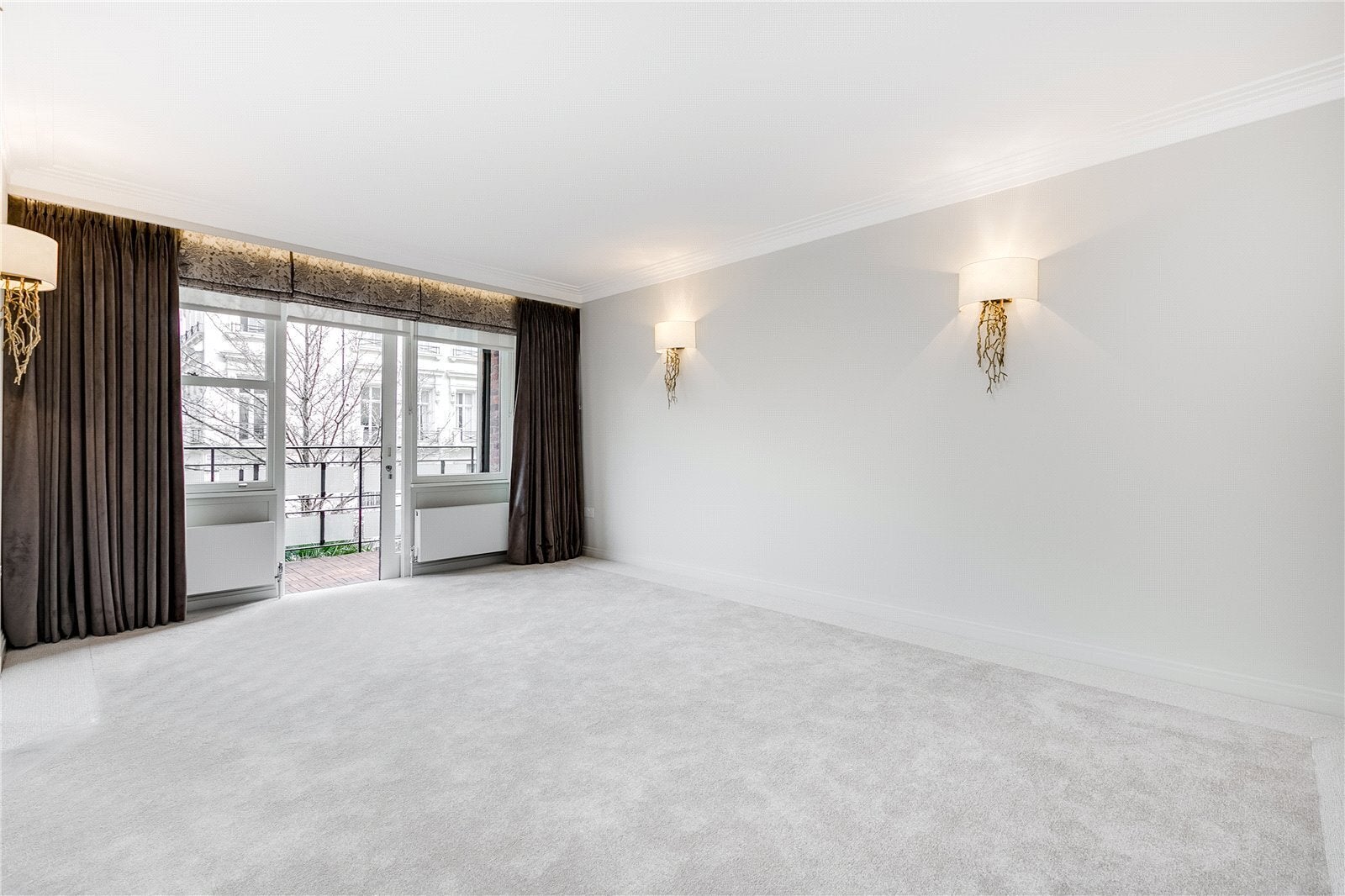 Flat Ennismore Gardens in City of Westminster